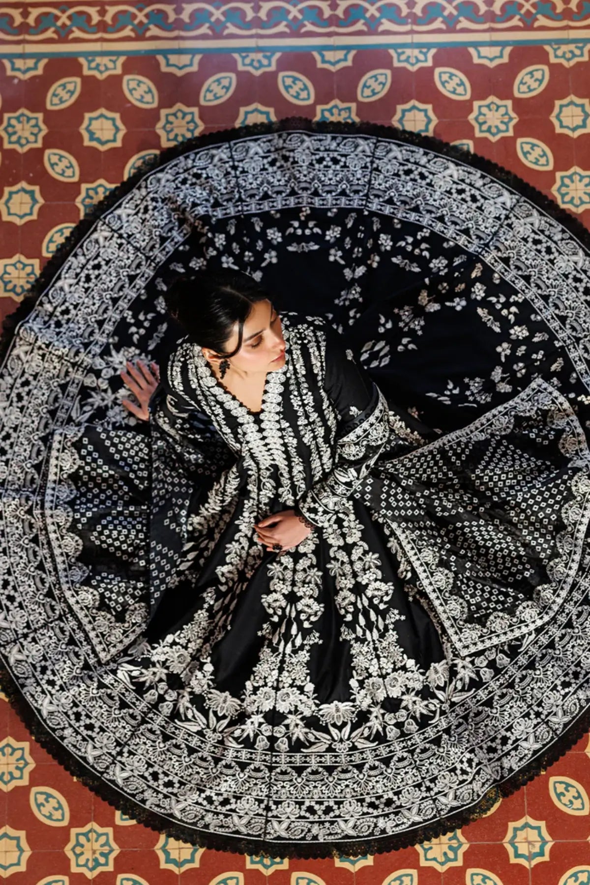 Midnight Bliss Emaan Adeel black and white embroidered lawn suit with printed silk dupatta