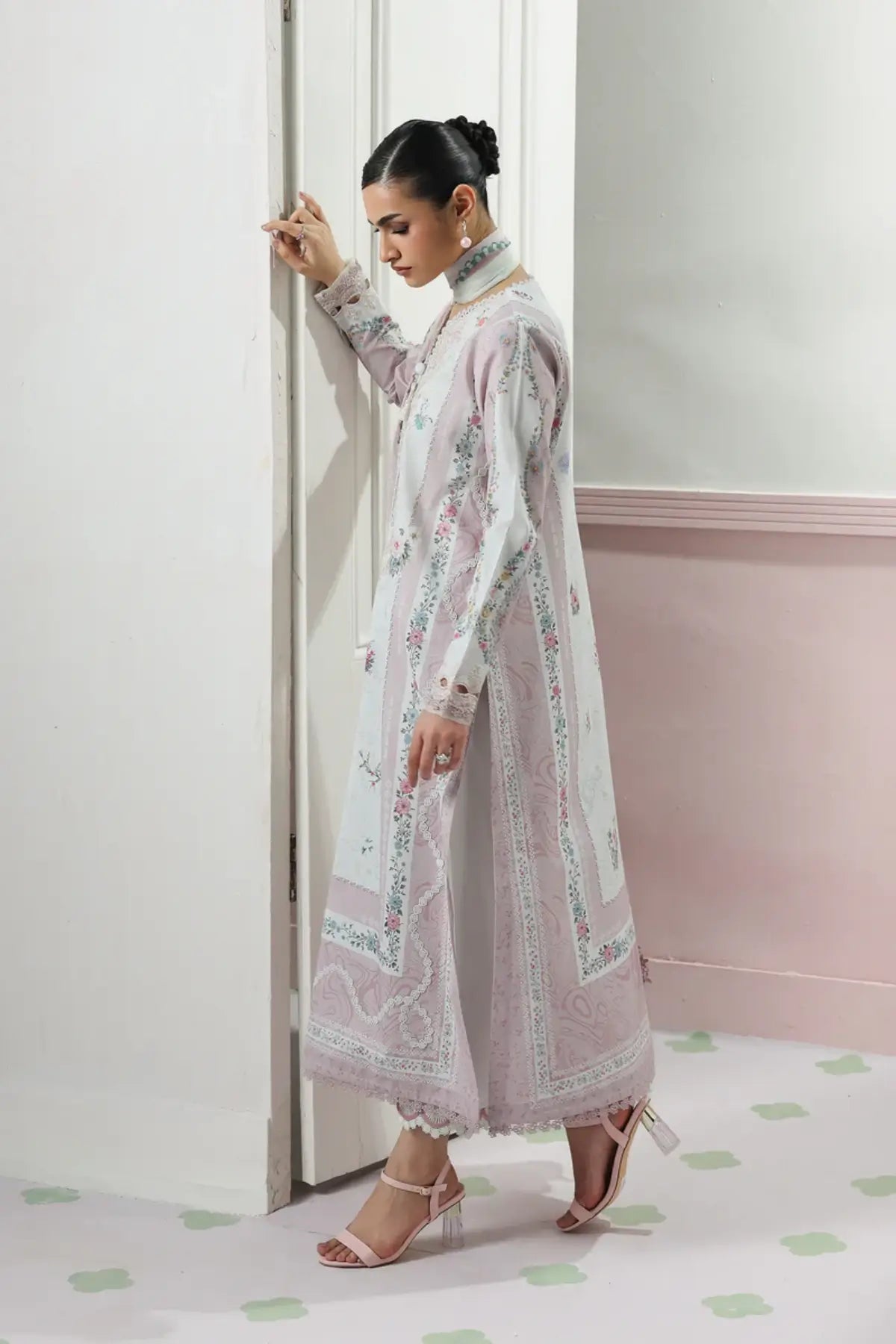 Minal QQP-05(A) by Qalamkar off white lawn stitched 3PC suit with embroidered neckline, printed chiffon dupatta, and plain cotton trousers.