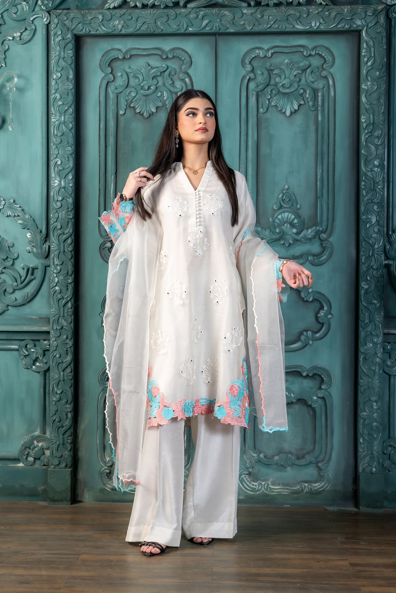 Mishal off-white organza Pakistani suit by MariamRaj exclusively at Pakistanimoda