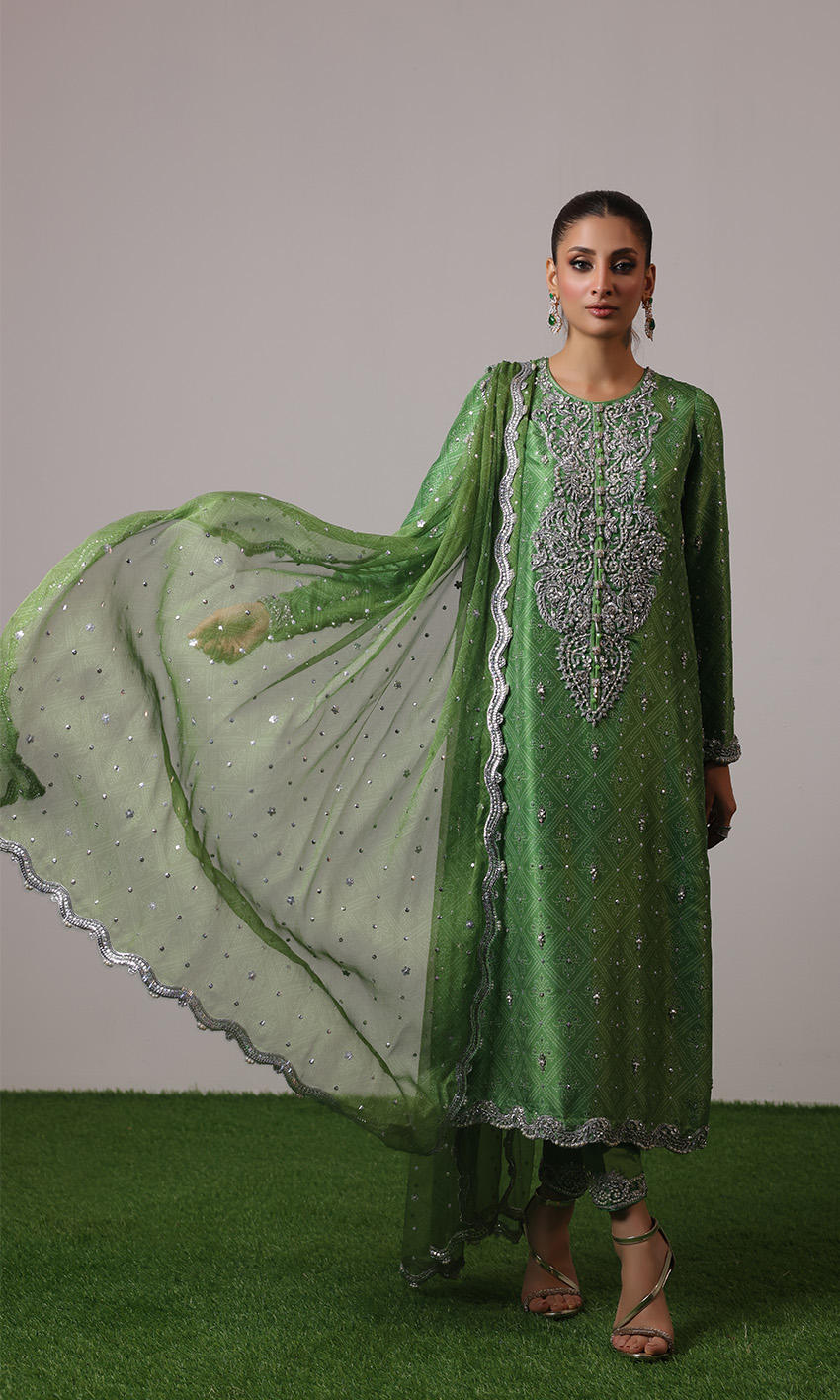 Green raw silk Pakistani dress with chunri print, zardozi work & scalloped chiffon dupatta – NAOW-566 by Pakistanimoda