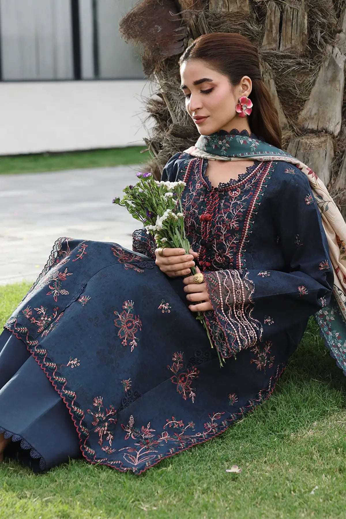 Nilofer by Rang Rasiya Sapphire Embroidered Lawn Stitched 3PC Suit with Printed Tasser Silk Dupatta