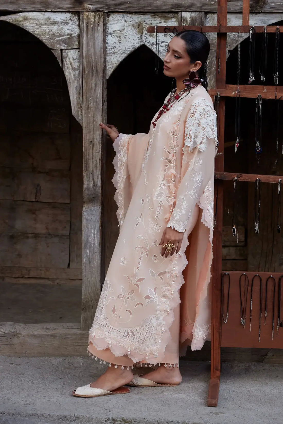 Noorai EL26-06 A blush pink Élan Lawn'26 stitched 3PC suit with cotton net dupatta