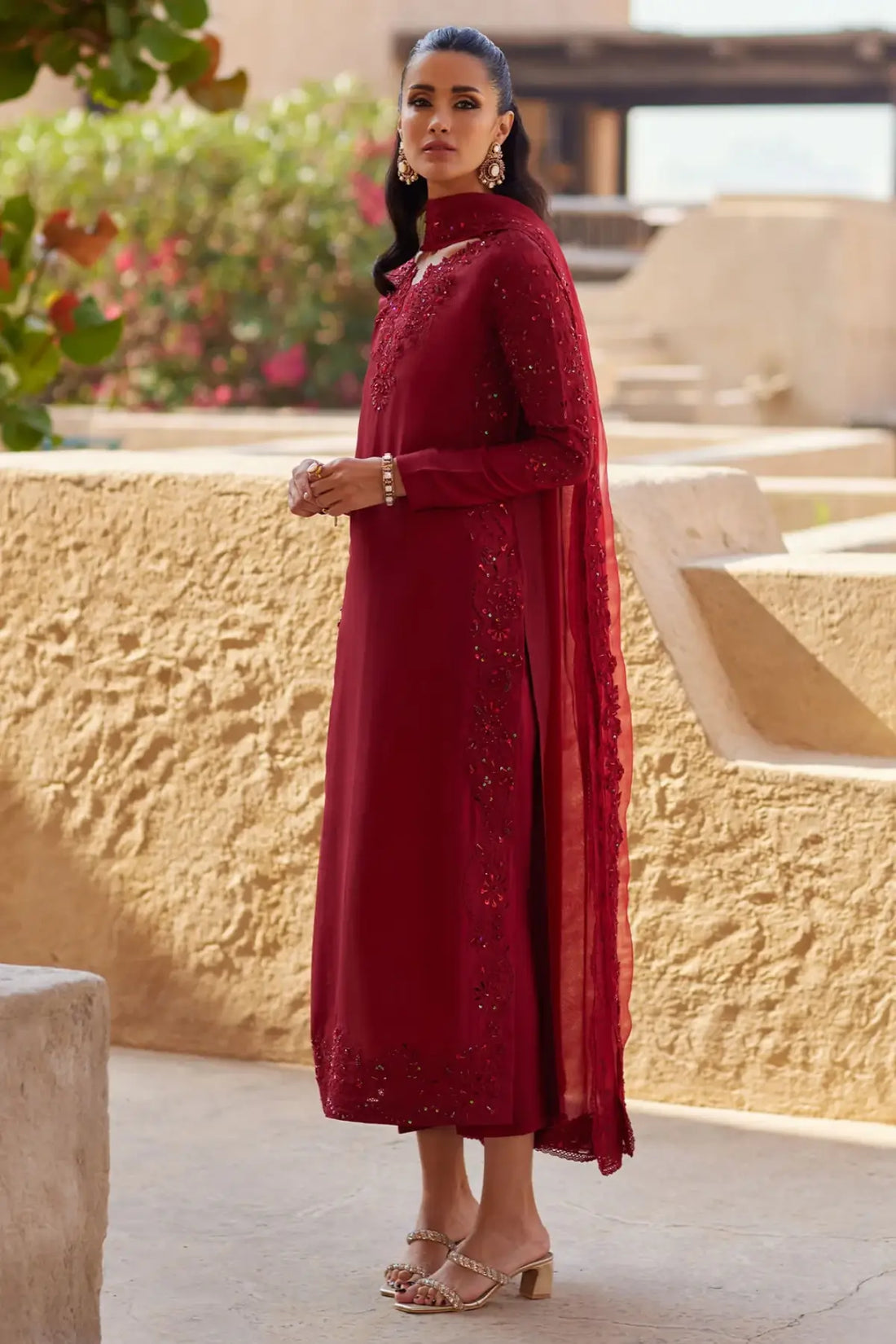 Nour by Kanwal Malik Ghina luxury pret red embroidered raw silk suit with organza dupatta Pakistanimoda