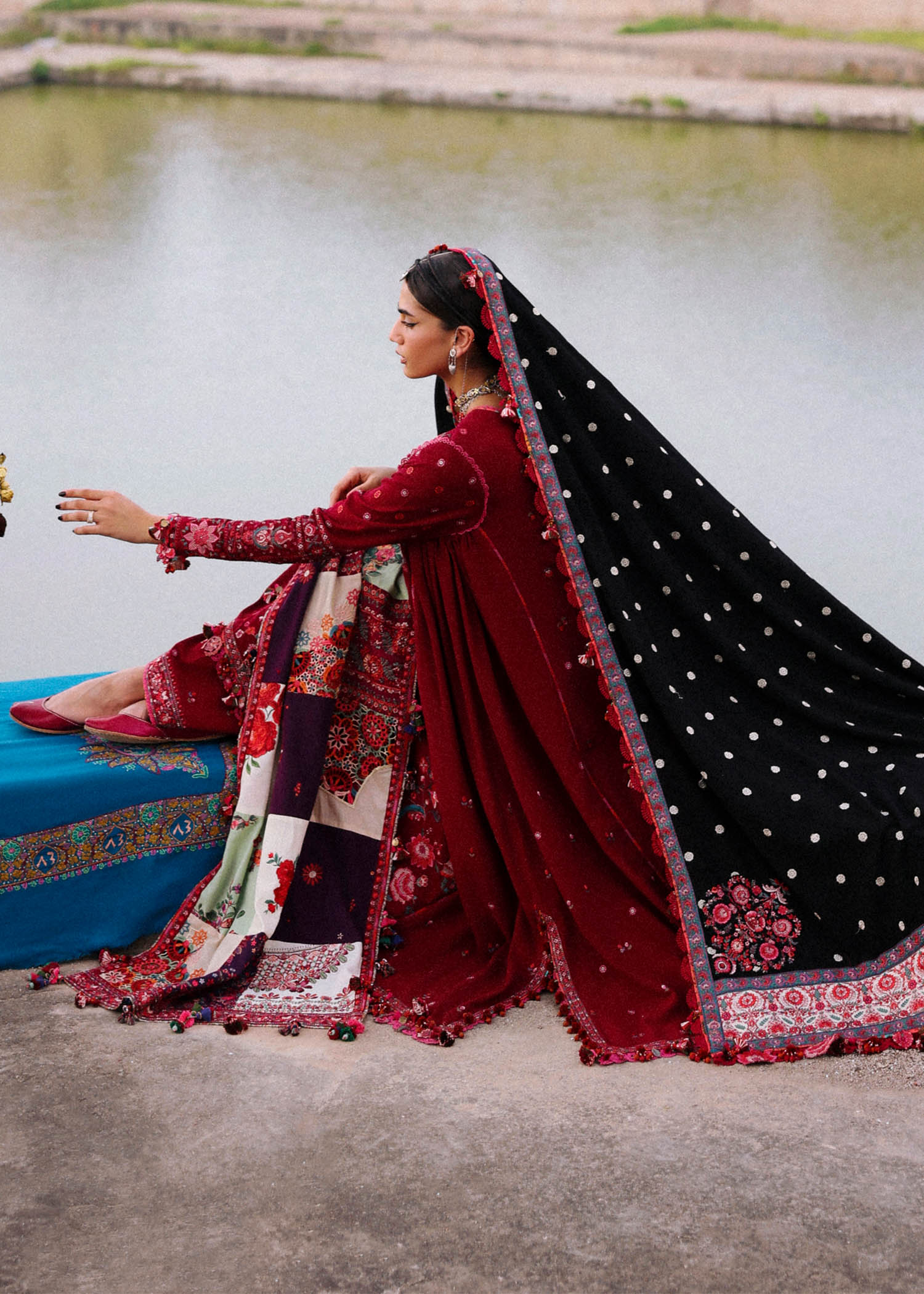 Pankhuri Dark Pink Karandi Suit with Black Embroidered Shawl by Hussain Rehar | pakistanimoda.com