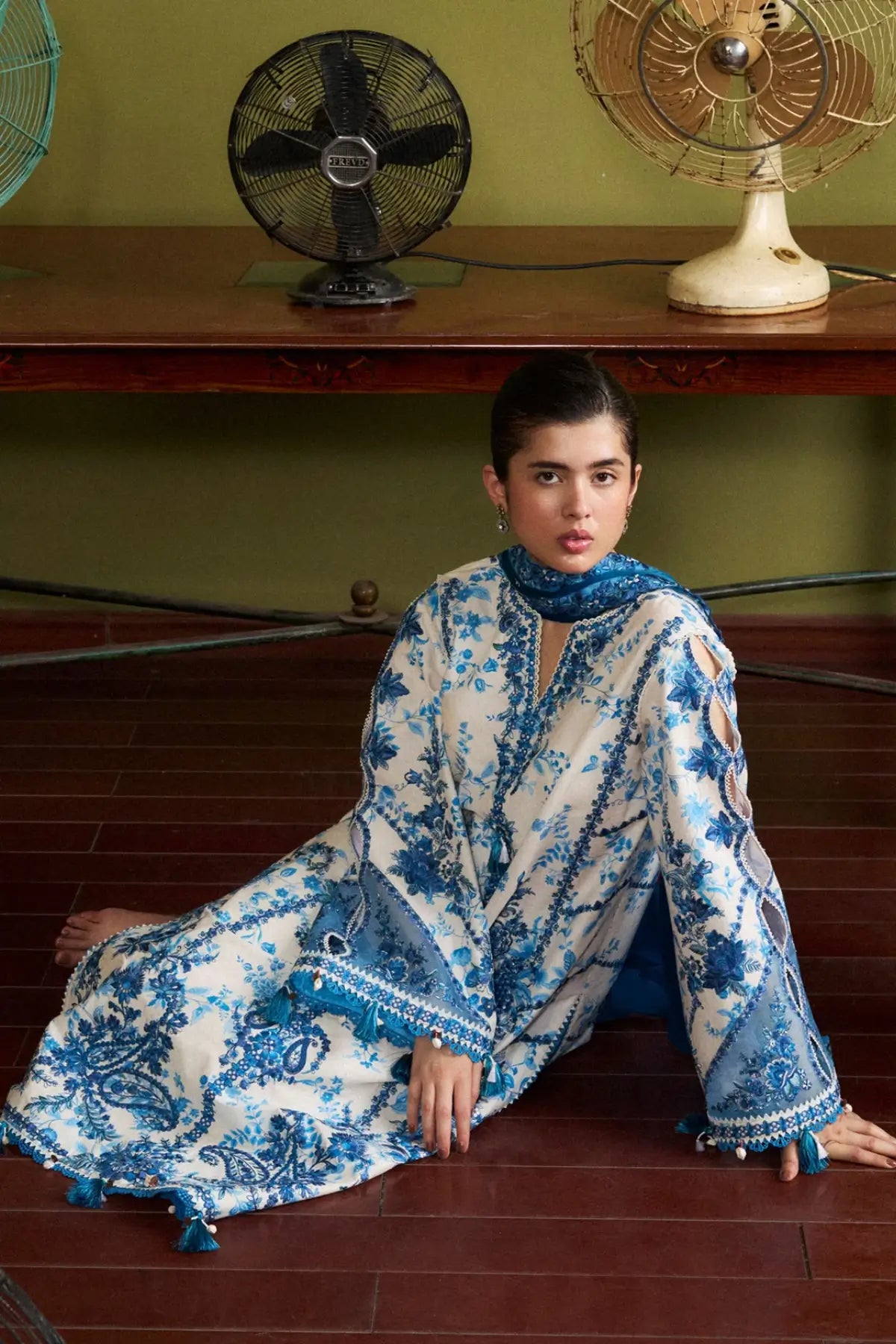 Porcelain Hussain Rehar Pret SS'26 off white lawn 3PC suit with cobalt blue embroidery and chiffon dupatta.