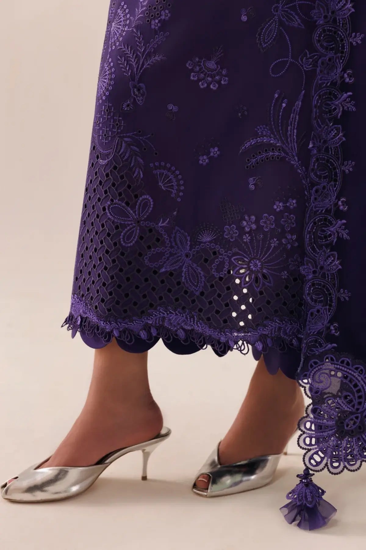 Qalamkar QLW-05 Zeemal purple embroidered linen stitched 3 piece suit with chiffon dupatta