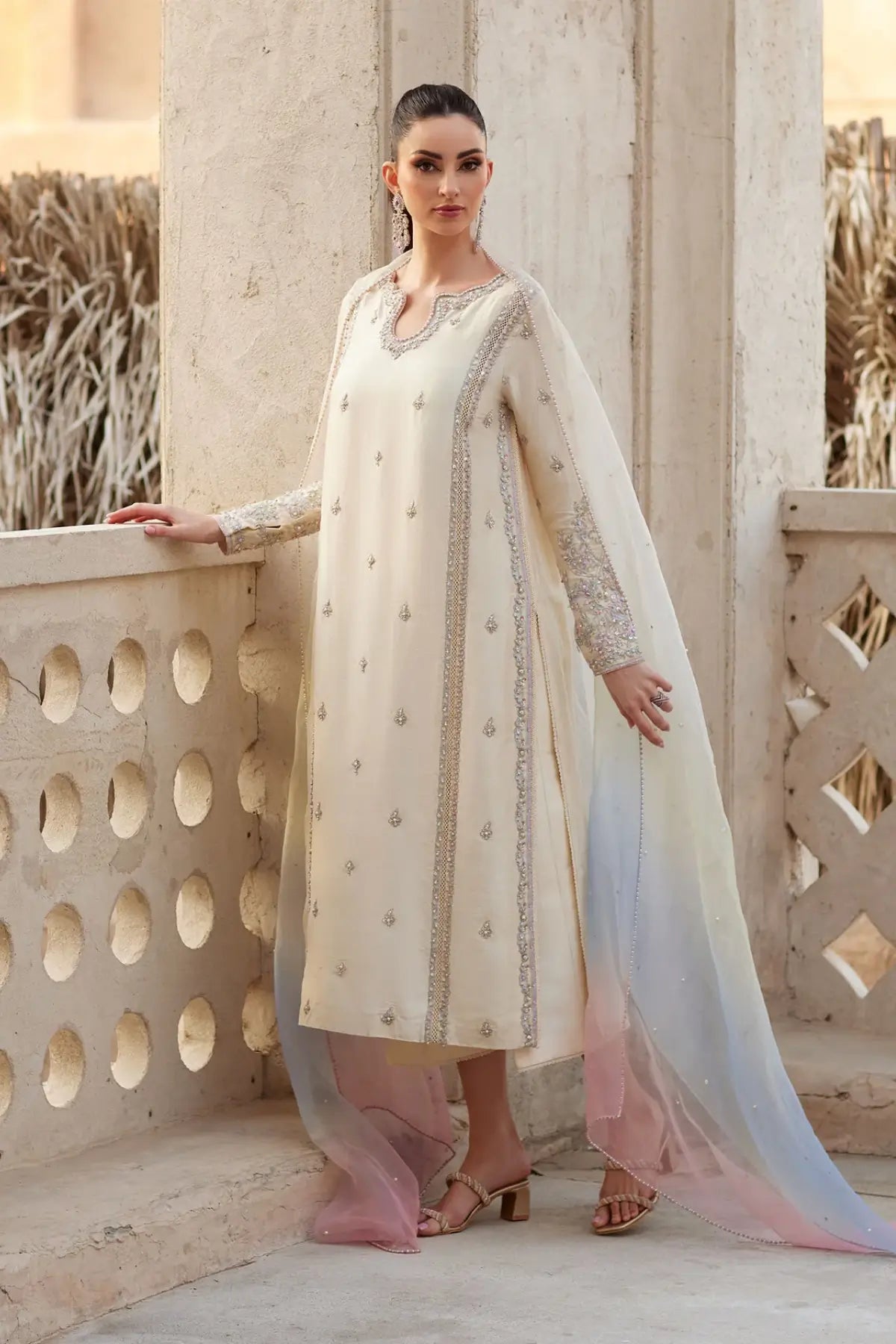 Reham by Kanwal Malik Ghina luxury pret ivory embellished raw silk ensemble with embroidered neckline and organza dupatta Pakistanimoda