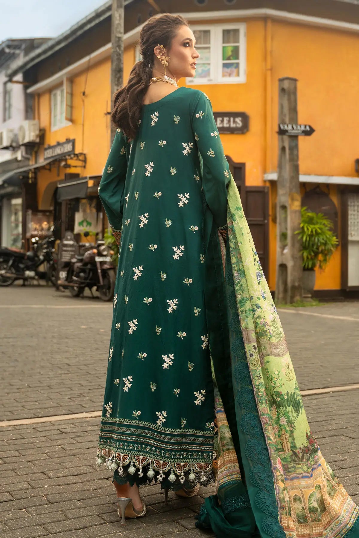 Rela Neroli Luxury Lawn 26 designer suit Annus Abrar emerald green