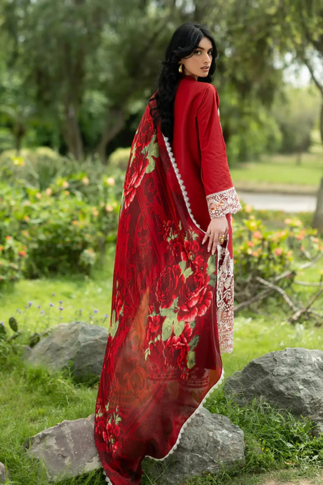 Rohe 05 crimson red stitched lawn 3PC suit with silk dupatta by Zainab Chottani Pakistanimoda