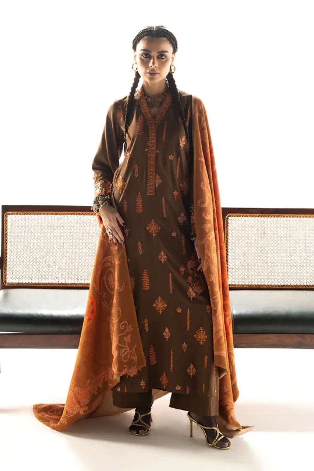 Zainab Chottani Rovi brown Marina twill winter outfit with patterned shawl for casual use, available at Pakistanimoda.