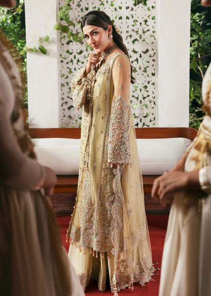 Rukhsaar – Champagne Beige Net Suit Maahi Festive ’25 by Kanwal Malik stitched only with embroidery, dupatta & trouser. Buy on Pakistanimoda.com.