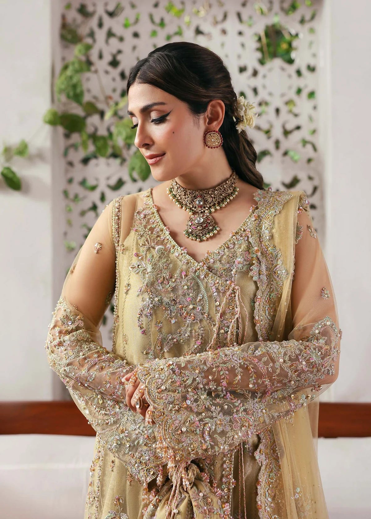 Rukhsaar – Champagne Beige Net Suit Maahi Festive ’25 by Kanwal Malik stitched only with embroidery, dupatta & trouser. Buy on Pakistanimoda.com.