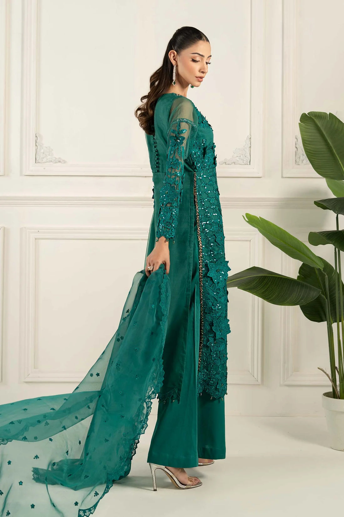 SF-EF25-04 -Embroidered Green Organza Suit By- Maria.B