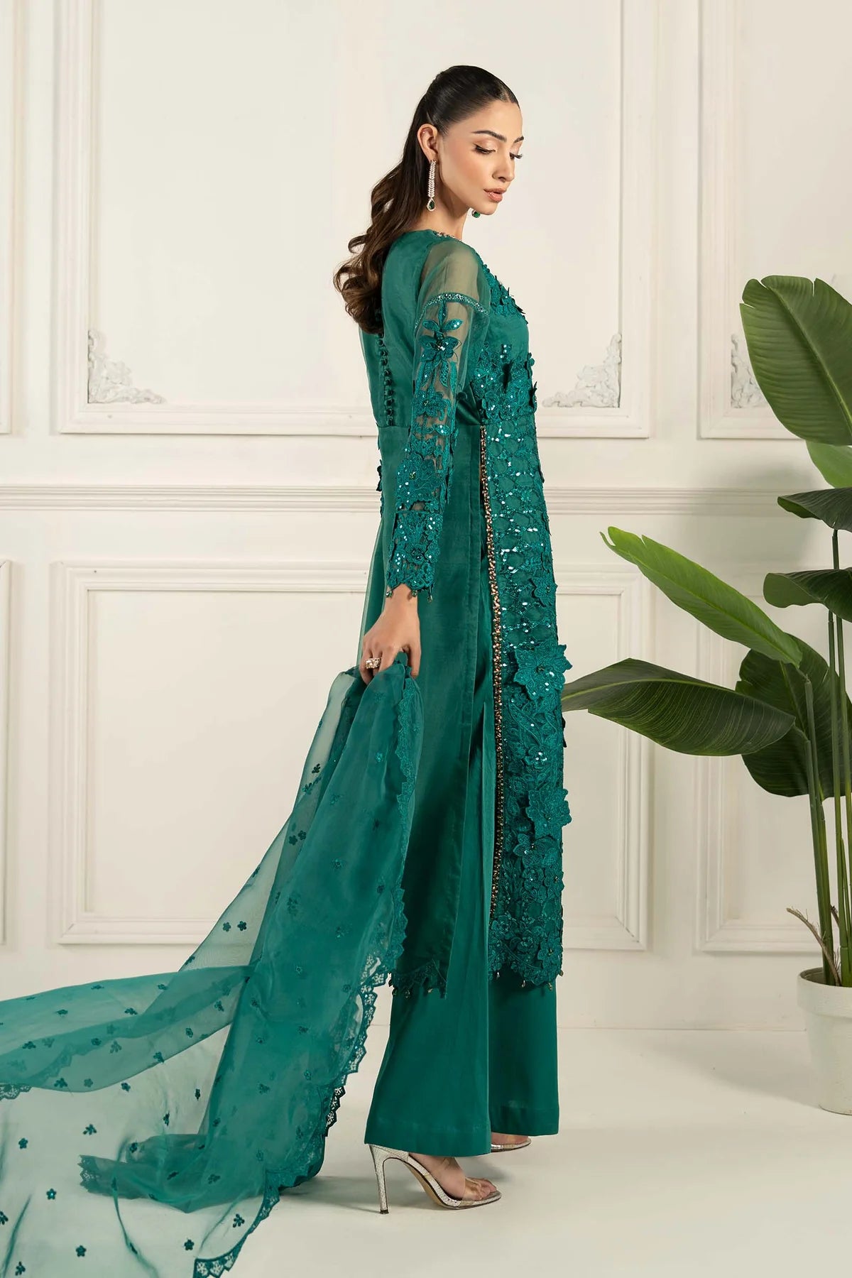 SF-EF25-04 -Embroidered Green Organza Suit By- Maria.B