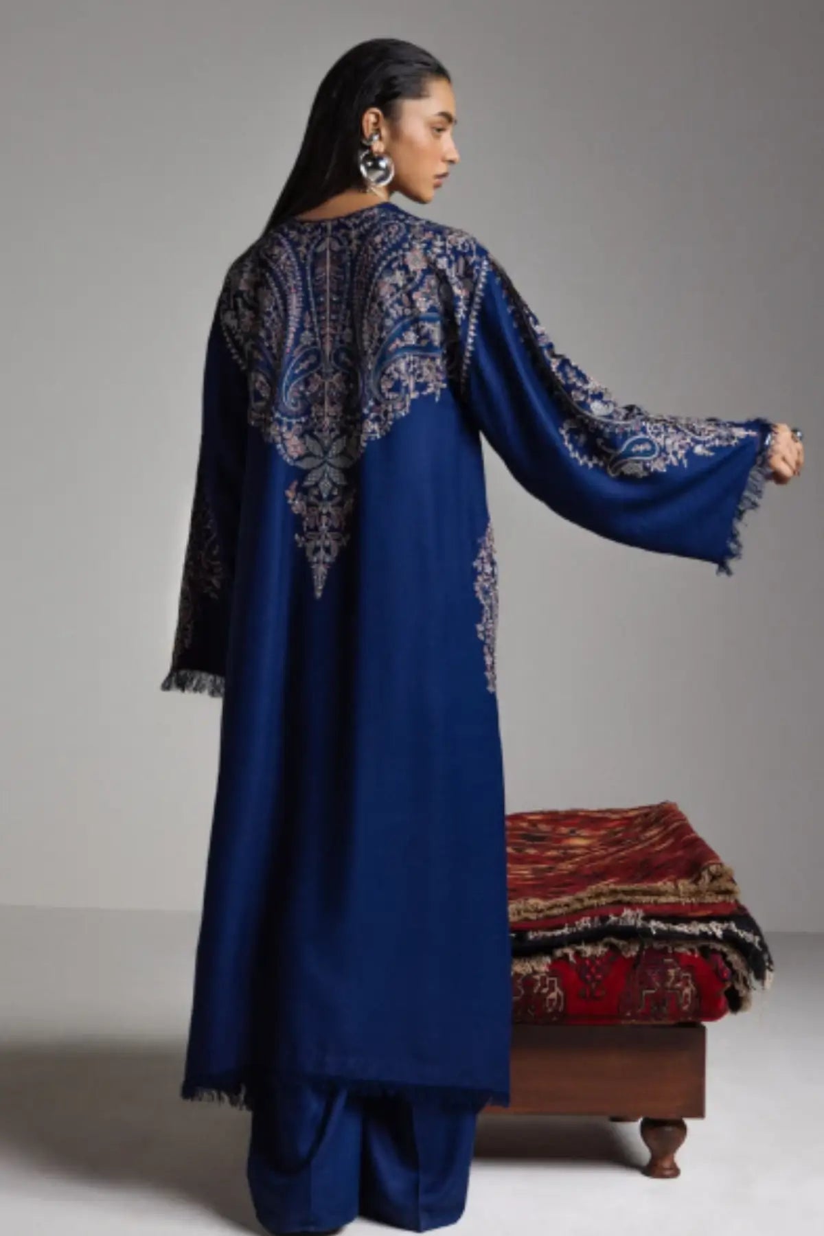 Zara Shahjahan Samarkand D6 navy blue embroidered marina stitched winter suit with beige shawl from Saraab 2026
