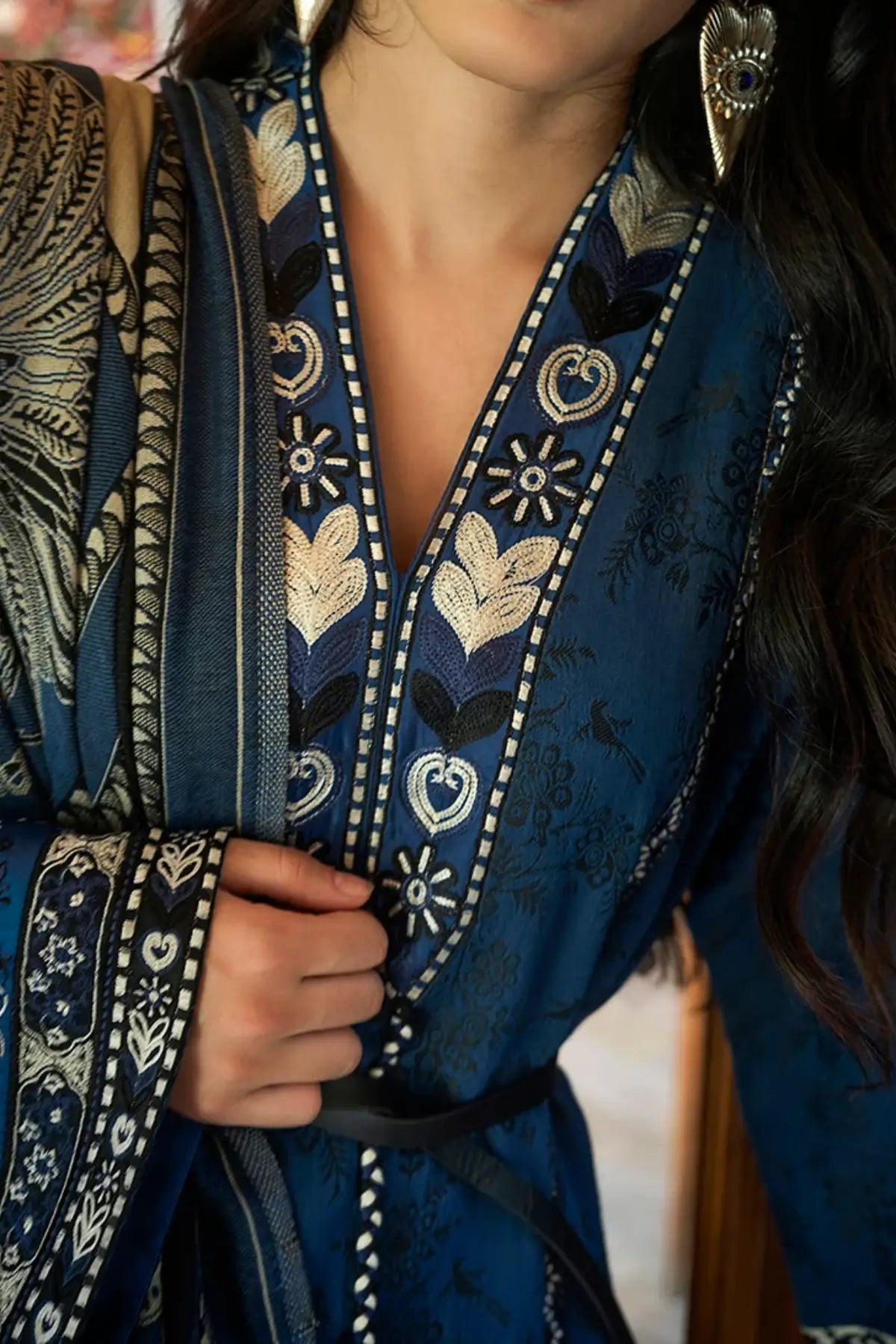 Sapphire Sultana by Mushq Broadway Winter 2026 blue jacquard viscose stitched winter 3PC suit with embroidered neckline and wool shawl