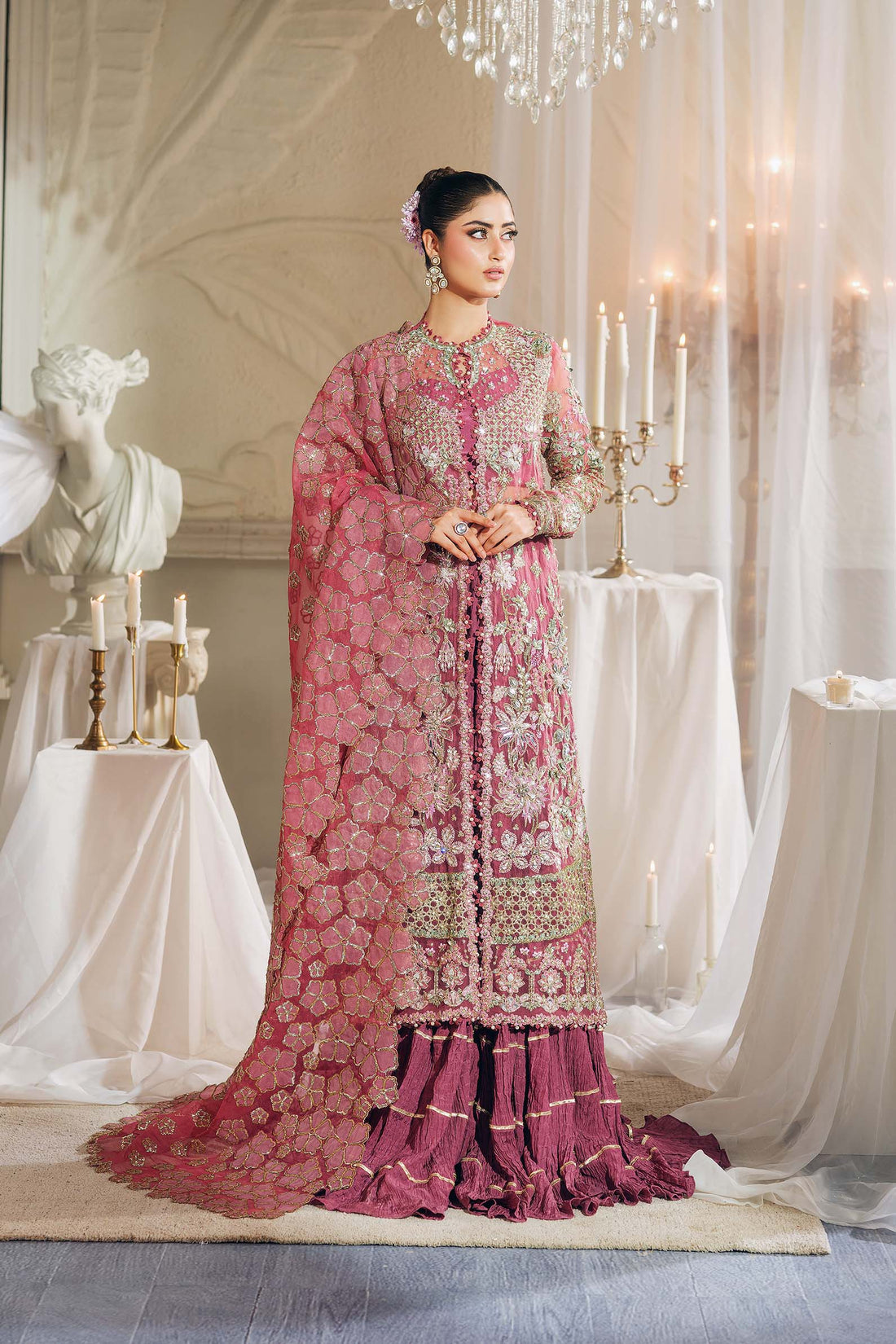 Maryam Hussain Seerat – Magenta Luxury Wedding Dress Pakistanimoda