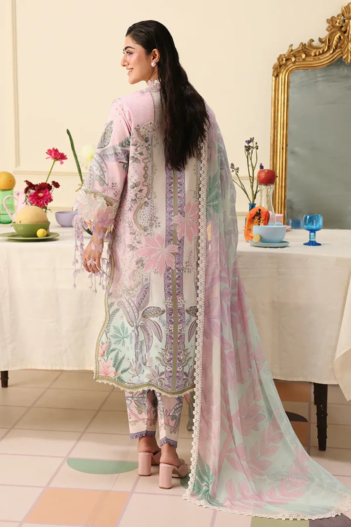 Serena Bloom Mushq Soleil Prints pink stitched lawn suit with chiffon dupatta and embroidered lace details