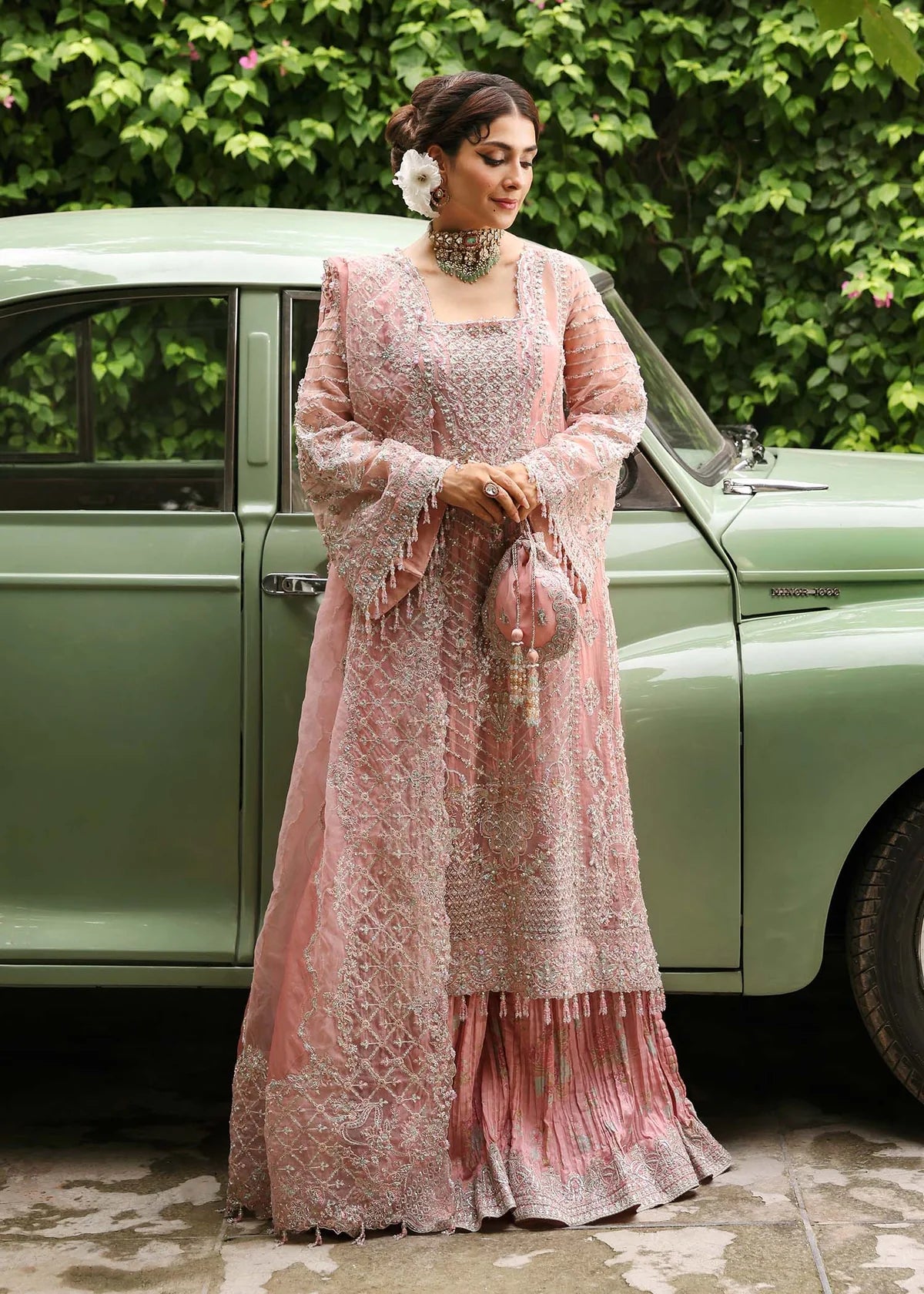 Shabnam – Blush Rose Organza Suit Maahi Festive ’25 by Kanwal Malik stitched only. Buy on Pakistanimoda.com – festive luxury with worldwide delivery.