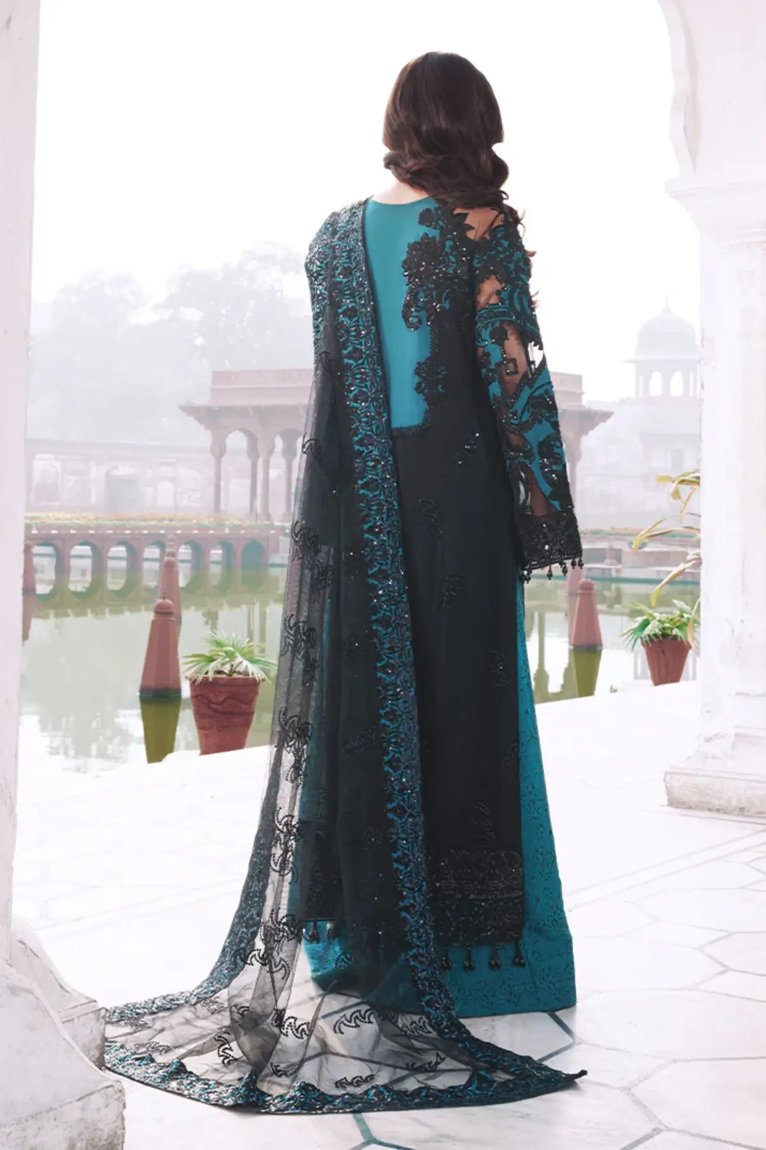 Shabnum black stitched party wear dress worldwide embroidered net stone work jamawar trouser Pakistanimoda.com