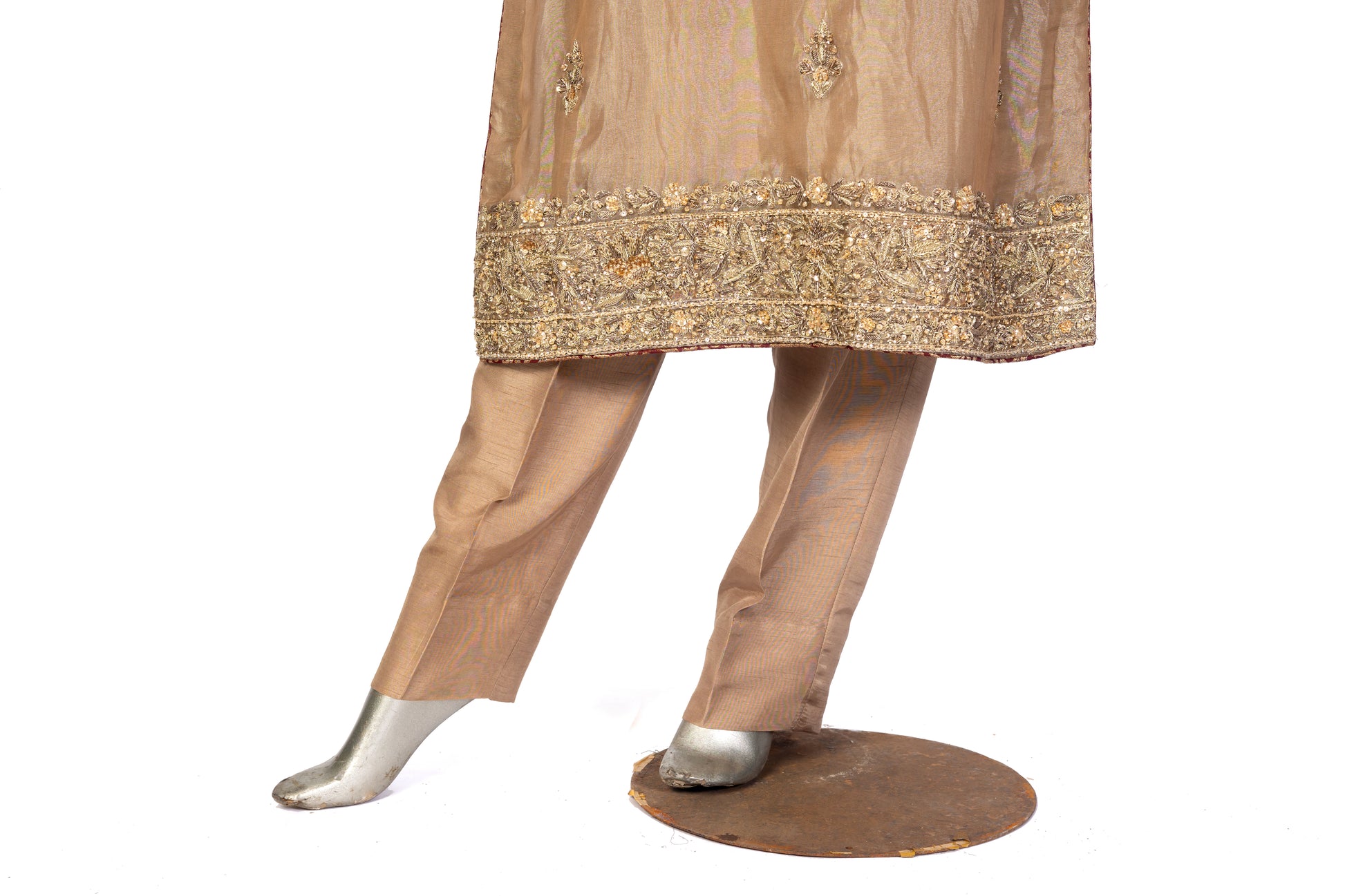 MariamRaj Gold Tissue Wedding Outfit with Maroon Net Dupatta – Shehnaz