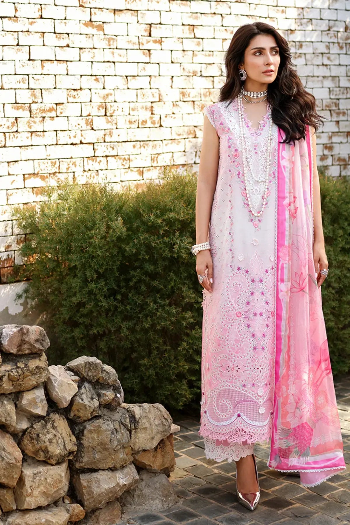 Silent Dreamer Mushq Amoi pink ready-to-wear luxury lawn 3PC suit for Eid wear