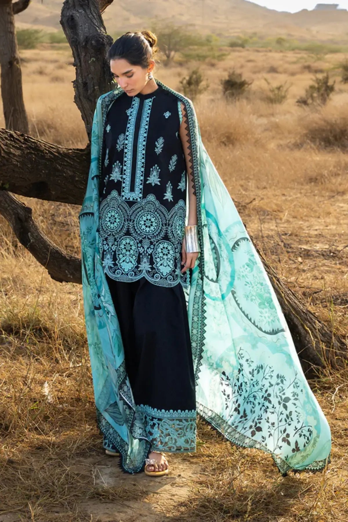 Black Zainab Chottani Silva chikankari stitched lawn 3PC with jacquard shirt and silk dupatta