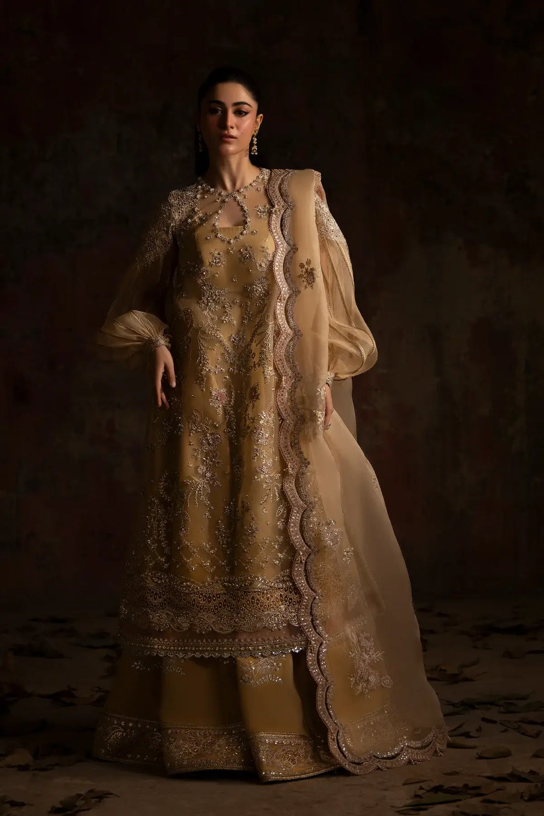 Sunehri Nyra stitched Eid wedding sharara Canada.