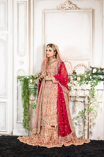 Tabinda peach tissue bridal lehenga with dual dupattas and red jamawar trail – Barrat Day bridal outfit.