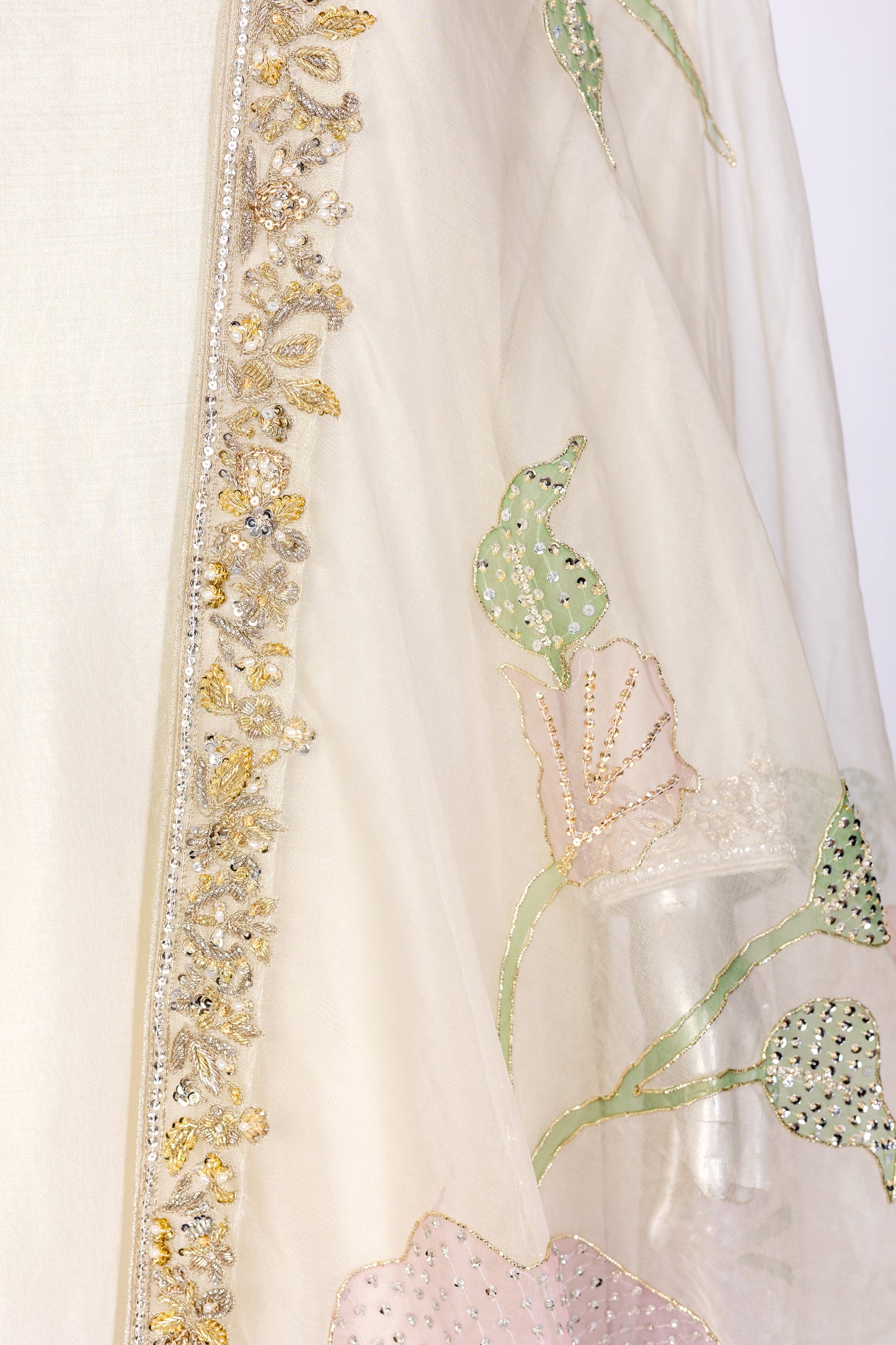 Tabish – Luxury Sheesha Silk 3-Piece Suit with Hand-Painted Dupatta