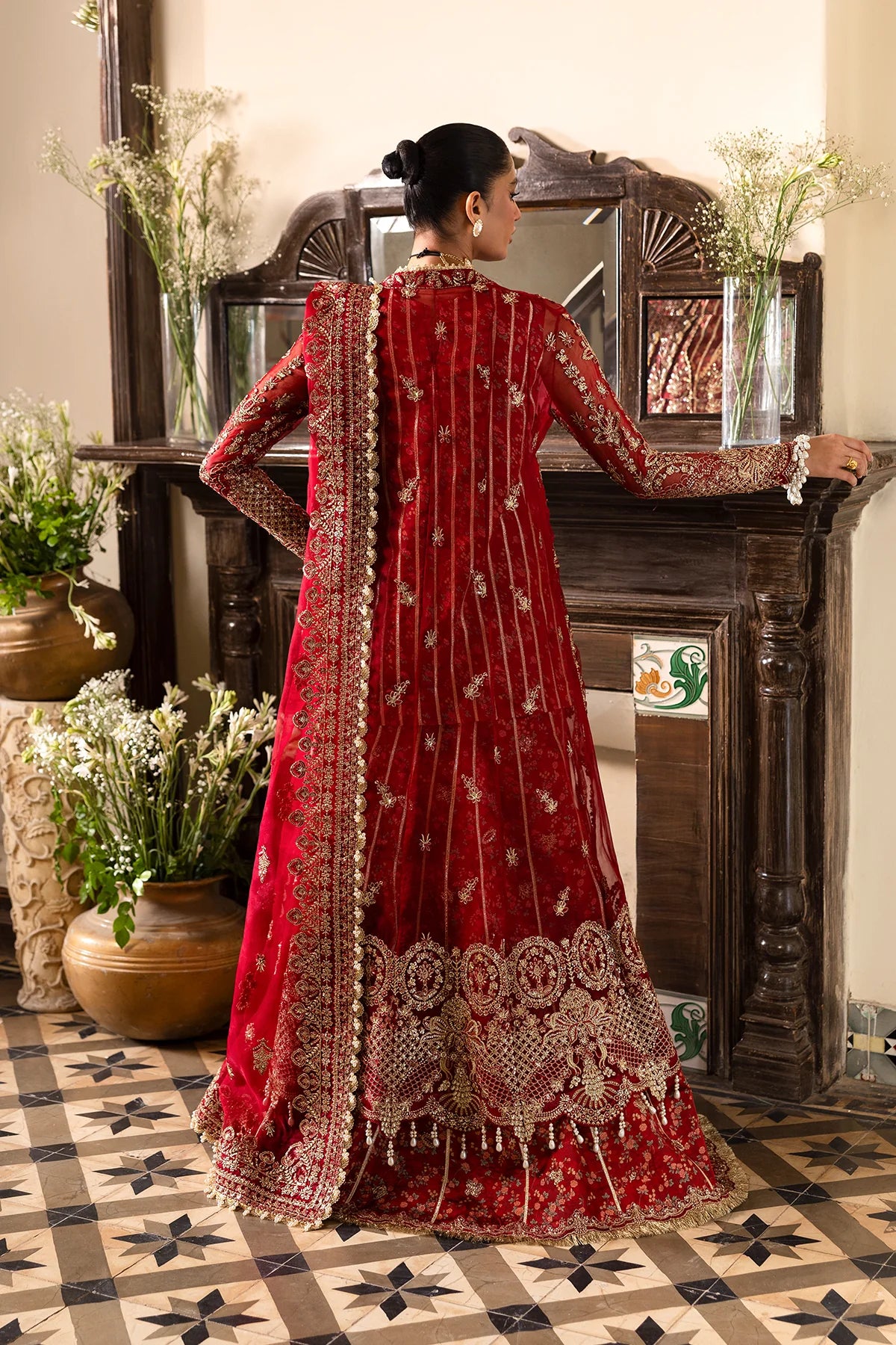 Tearose – Afrozeh Dastangoi 2025 Red Stitched Organza Bridal Formal Suit with Silver Embroidery and Raw Silk Trouser – Pakistanimoda