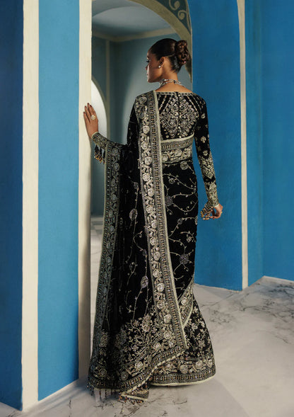 Aik Udaipur Look 04 black velvet embroidered saree for destination events and festive celebrations – available now at Pakistanimoda.com