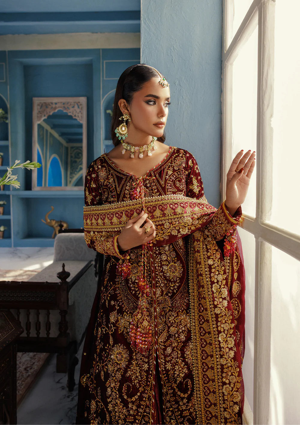 Aik Udaipur Look 05 maroon velvet embroidered engagement dress – luxury bridal and festive wear from Pakistanimoda.com