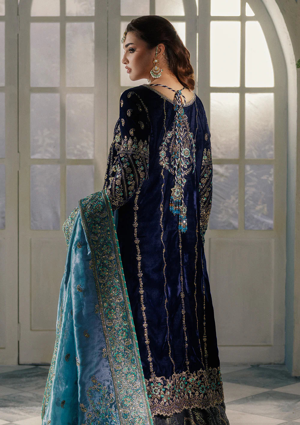 Aik Store Udaipur Look 10 navy velvet embroidered dress for winter parties and festive nights – available now at Pakistanimoda.com