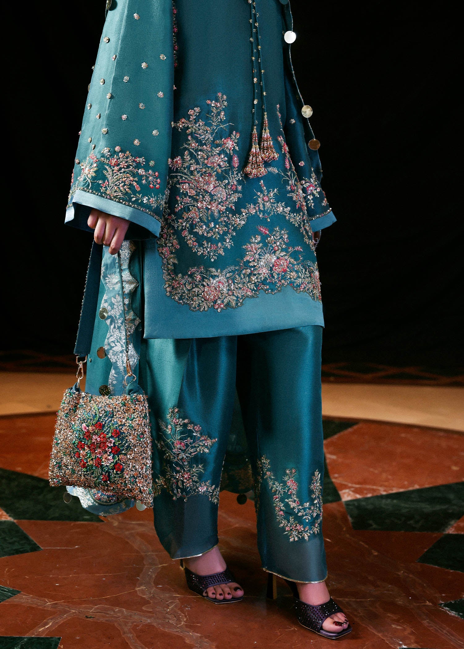 Teal green raw silk embroidered shirt with chiffon dupatta and organza-hem shalwar – Verta three-piece Pakistani formal outfit at Pakistanimoda