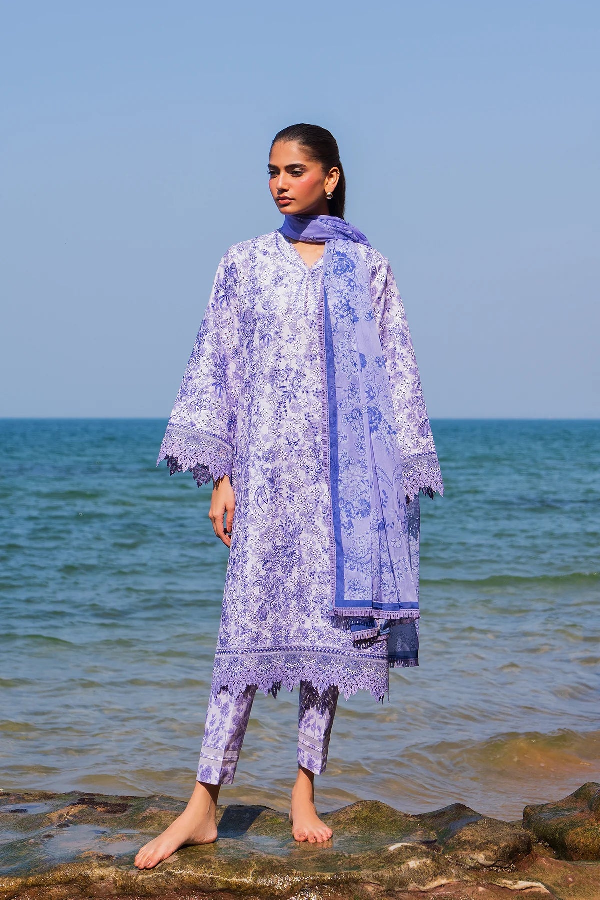Verve- Lilac Embroidered Luxury Lawn'25 Outfit By- Afrozeh