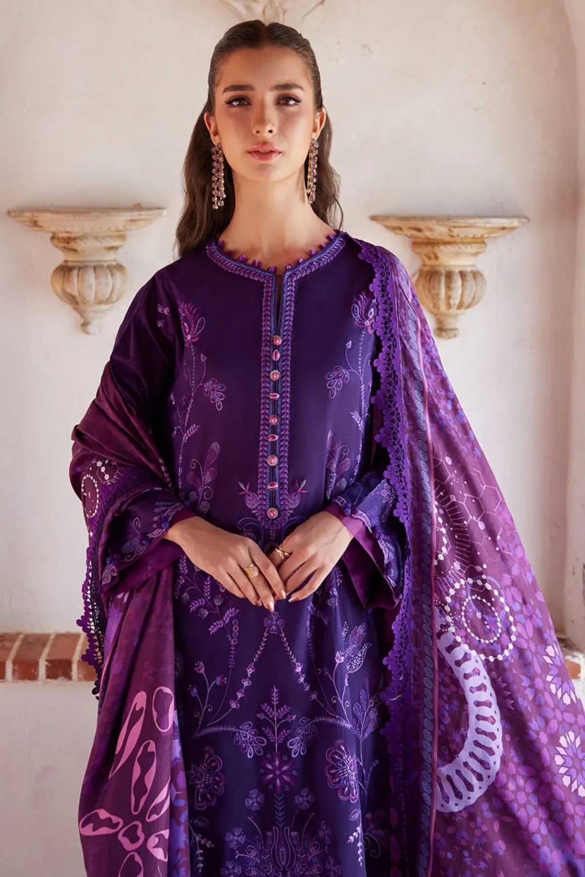 Farah Talib Aziz Vicenta Violet stitched violet lawn suit with silk dupatta