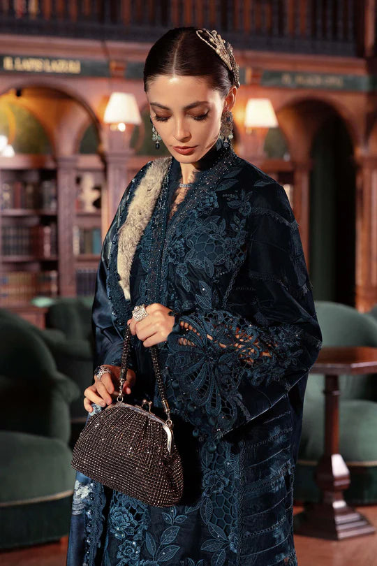 Mariab WL-1310 teal velvet stitched suit with organza applique and printed silk shawl – available at Pakistanimoda.com.