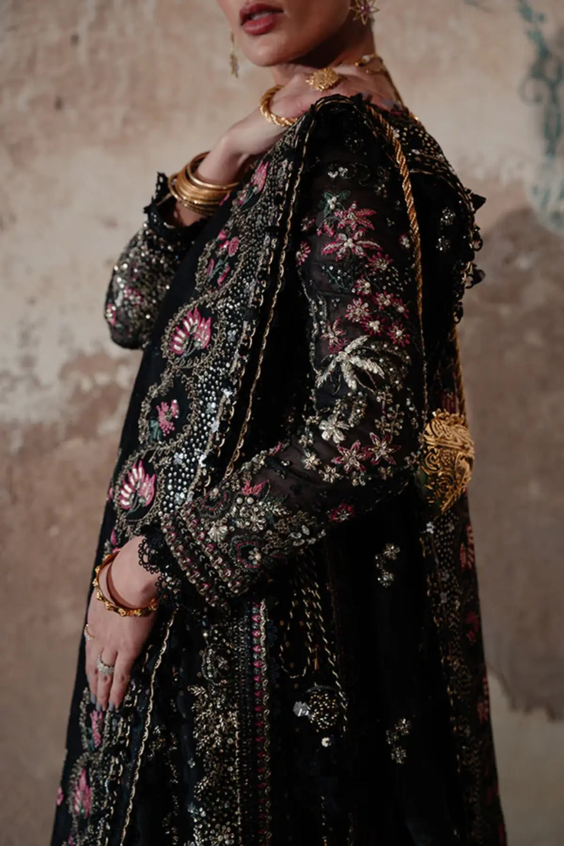 ZABEEN by Suffuse black embellished formal outfit with embroidered organza dupatta, luxury party wear for Eid and weddings