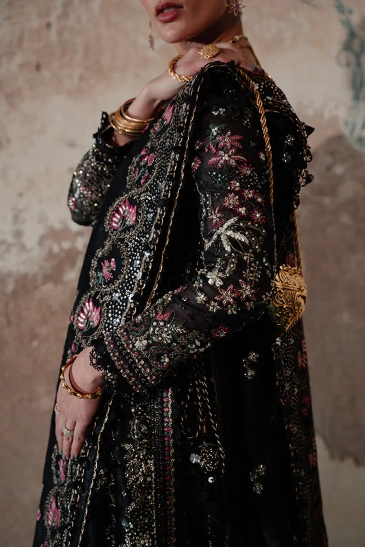 ZABEEN by Suffuse black embellished formal outfit with embroidered organza dupatta, luxury party wear for Eid and weddings