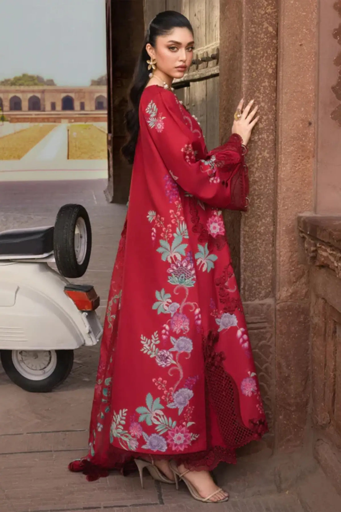 ZELIE 1A crimson red Saira Shakira Bloom lawn stitched suit with silk dupatta
