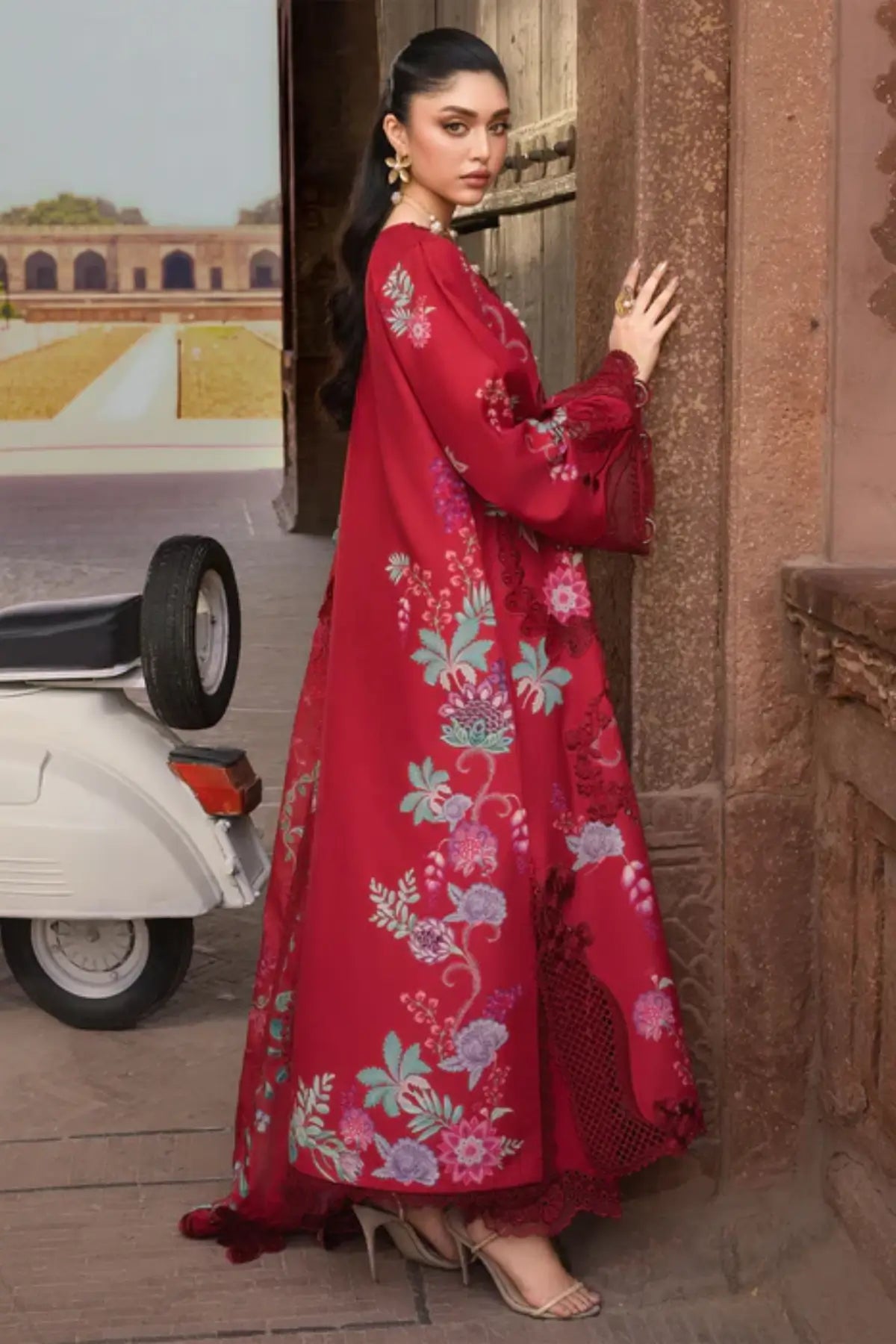 ZELIE 1A crimson red Saira Shakira Bloom lawn stitched suit with silk dupatta