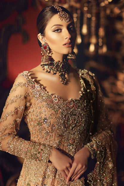 Zainab Sultan-Lustrous Peach Pakistani Bridal Ensemble