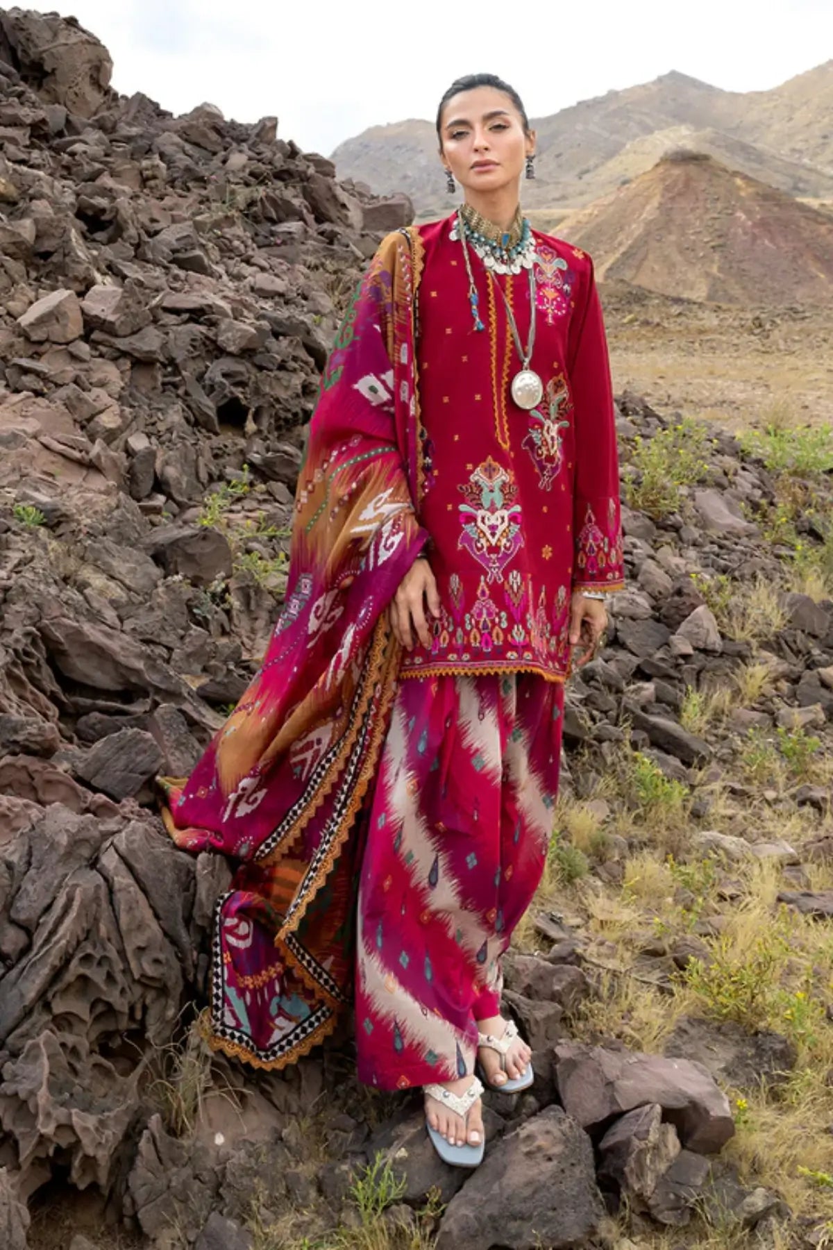 Zainab Chottani Zamira crimson chikankari stitched lawn 3PC with silk dupatta