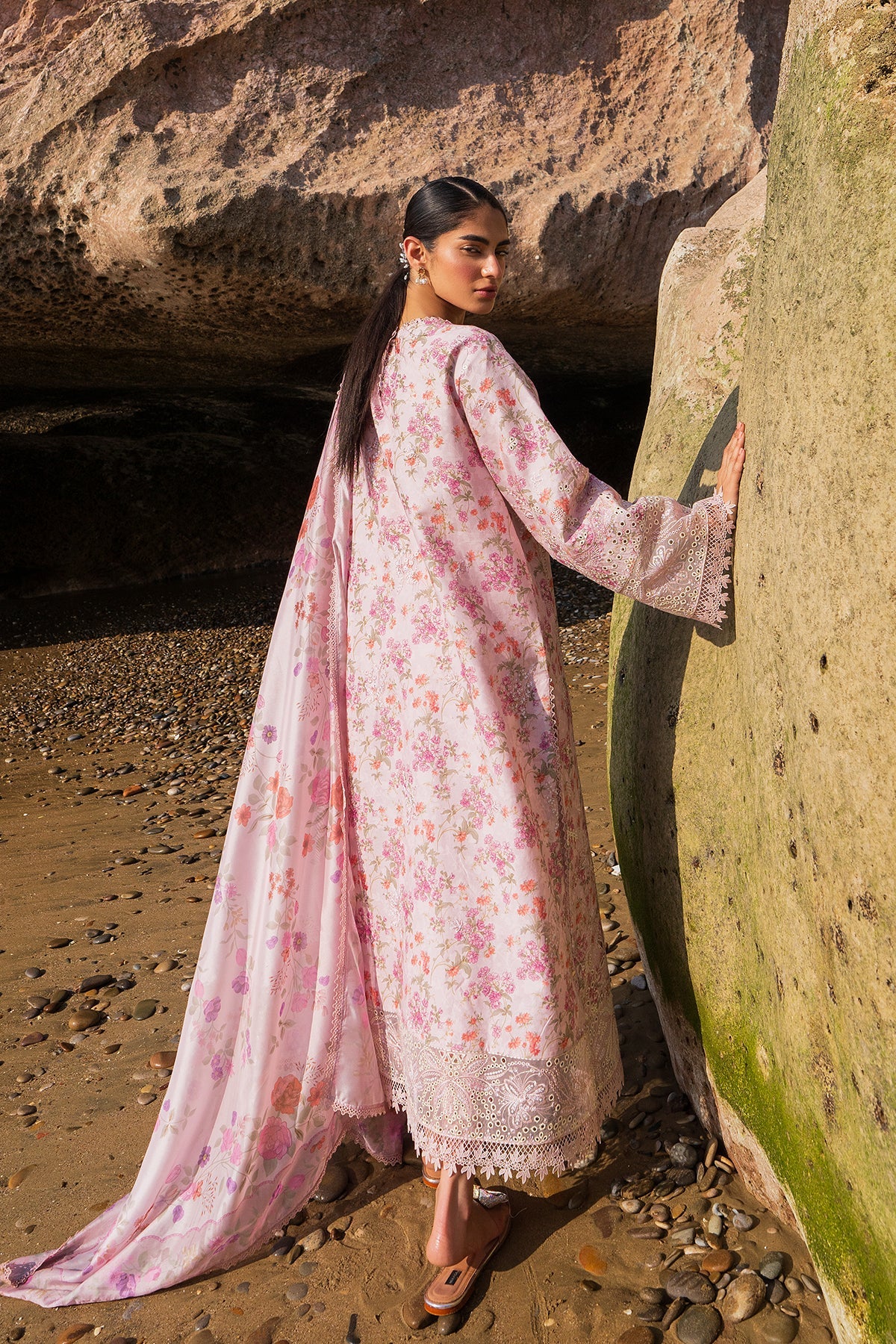 Zar- Baby Pink Embroidered Luxury Lawn'25 Outfit By- Afrozeh