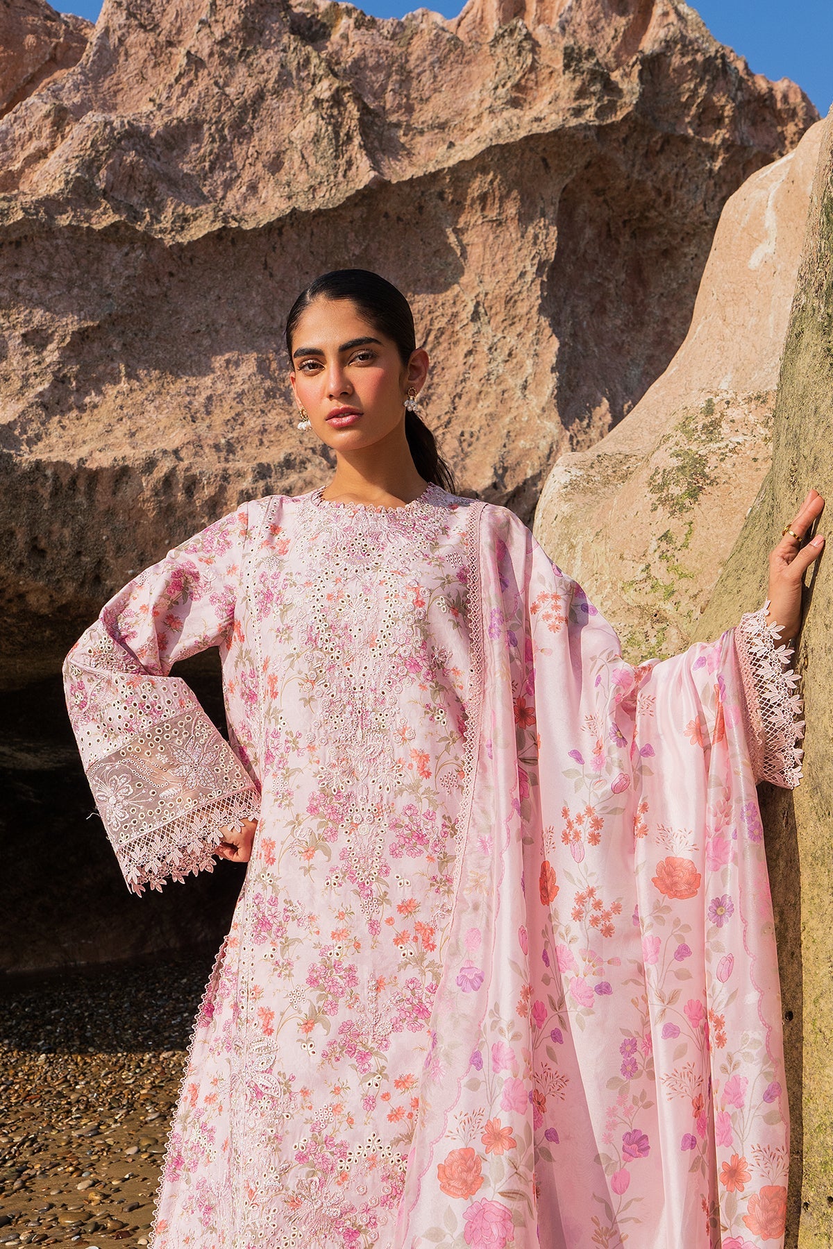 Zar- Baby Pink Embroidered Luxury Lawn'25 Outfit By- Afrozeh