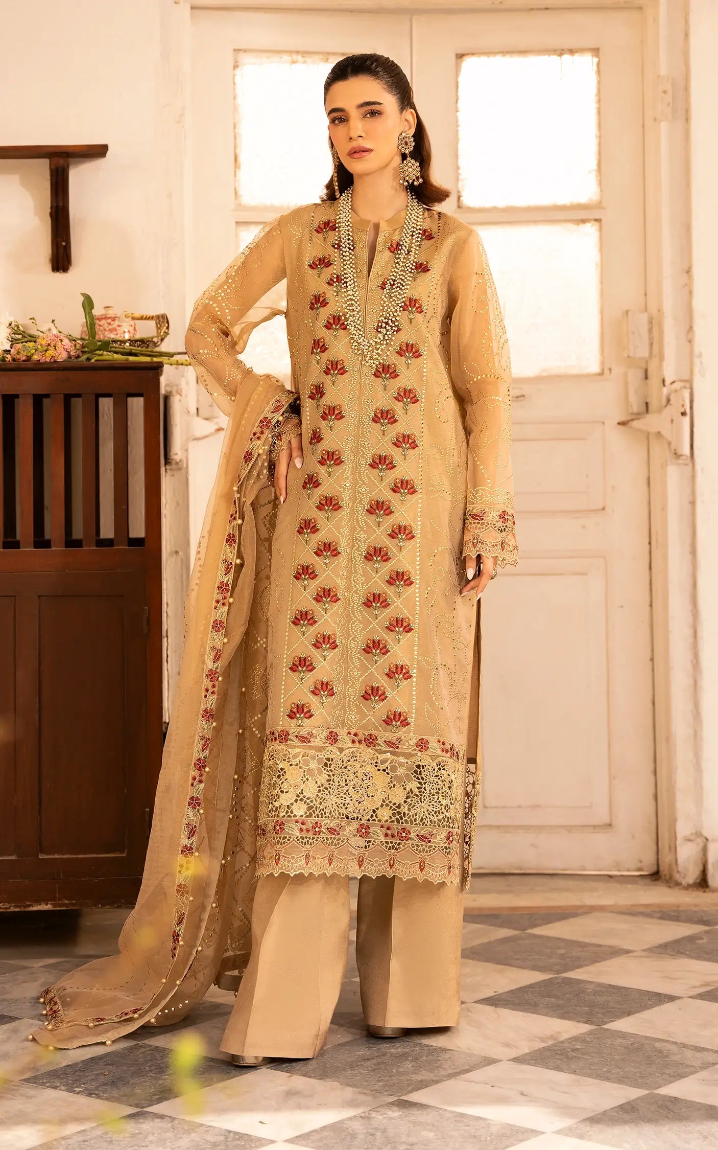 Zareen-(SEF25-06)- Gold Sunehri Eid Edit'25  Ensemble