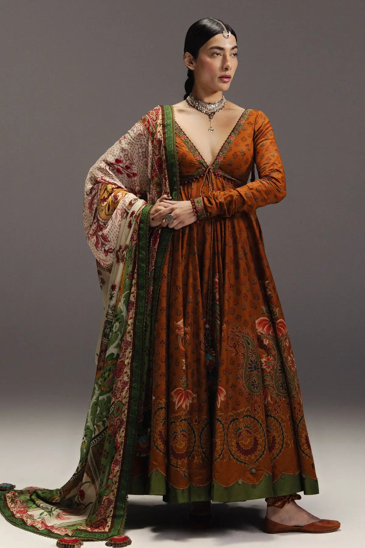 Zara Shahjahan Zarfashan D9 gold kalidaar Anarkali 2026 stitched by Pakistanimoda