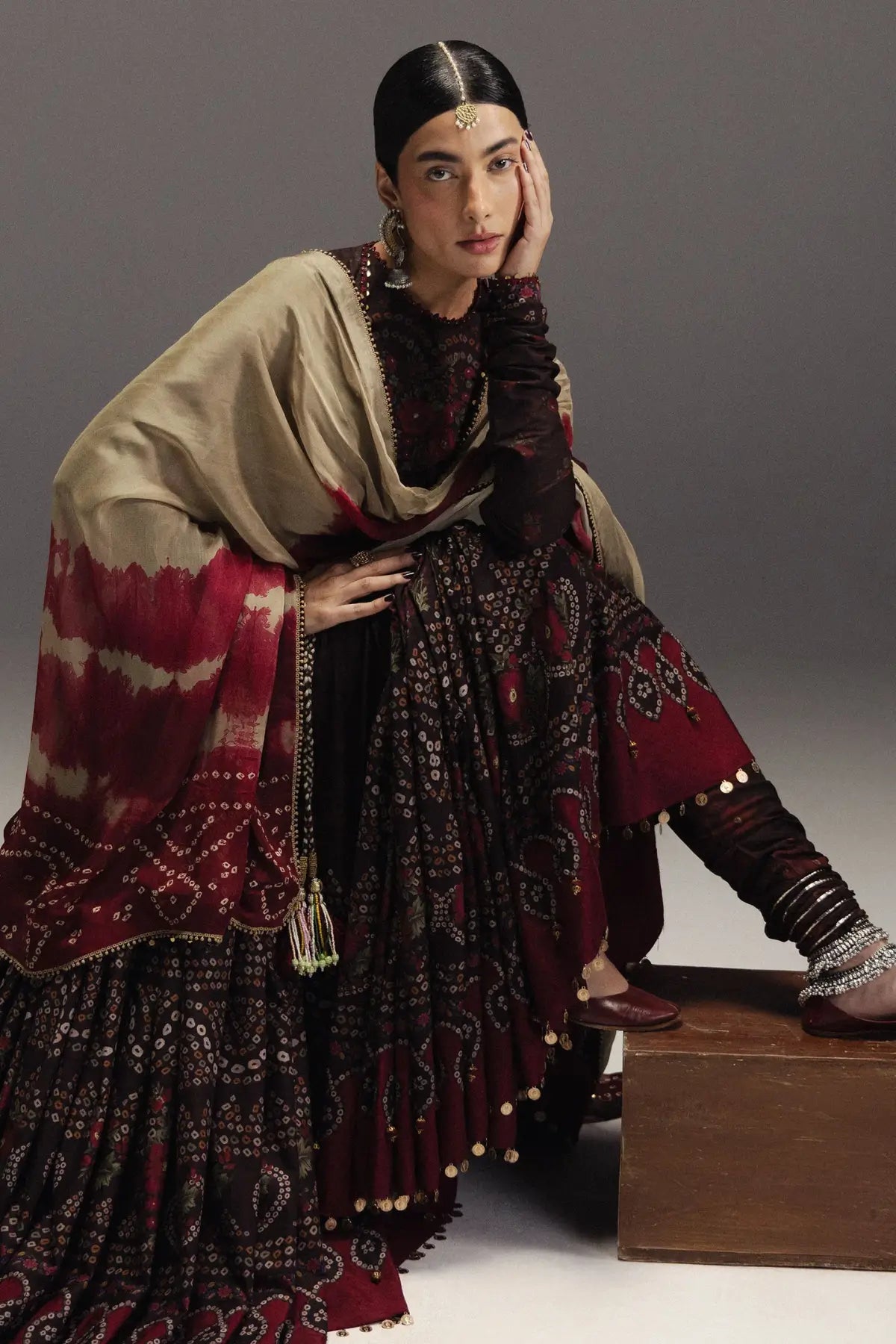 Zarmeen D7 Zara Shahjahan Anarkali 2026 maroon stitched Anarkali Pakistanimoda