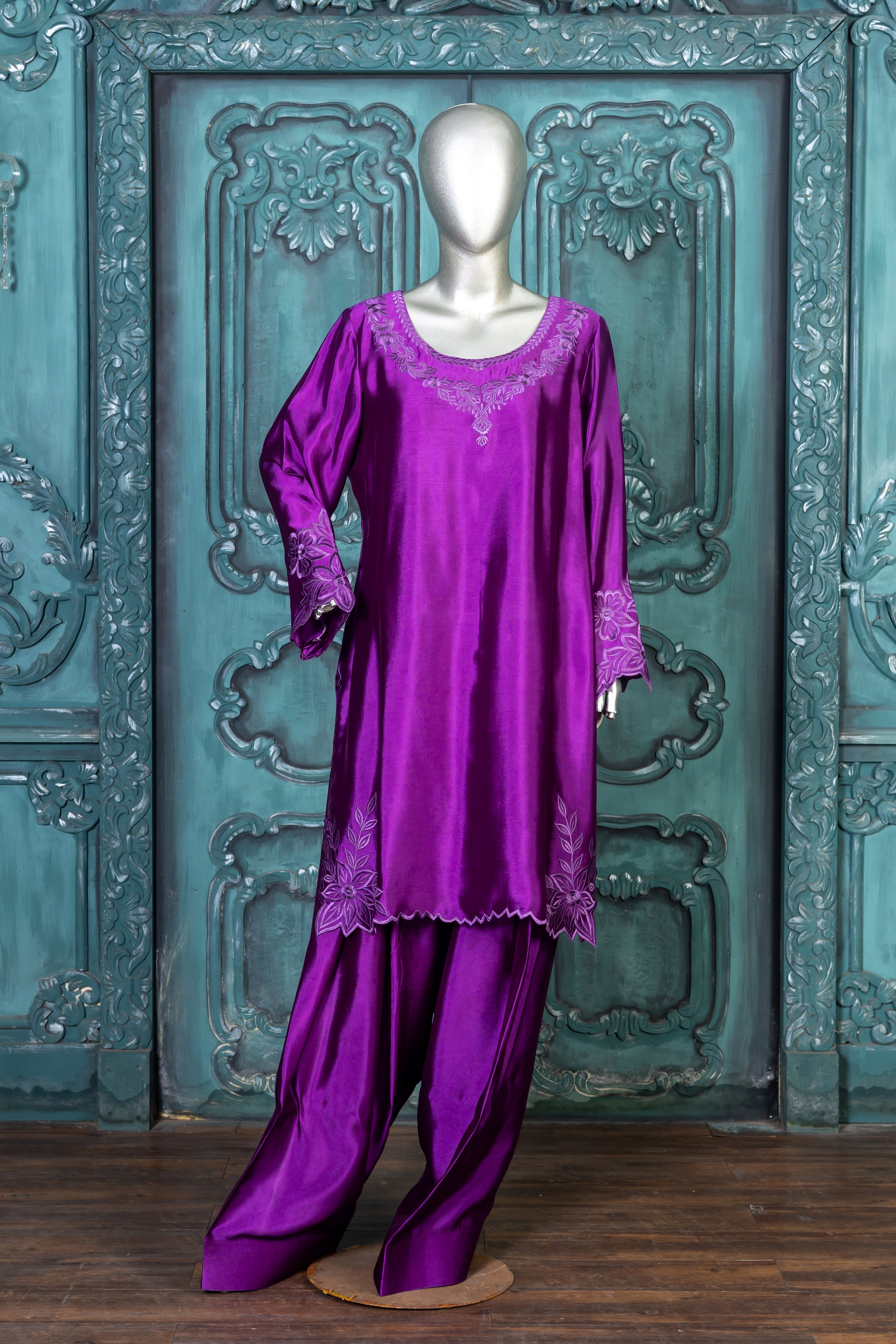 Zarnoor – Luxury Purple Sheesha Silk 3-Piece Outfit with Farshi Shalwar